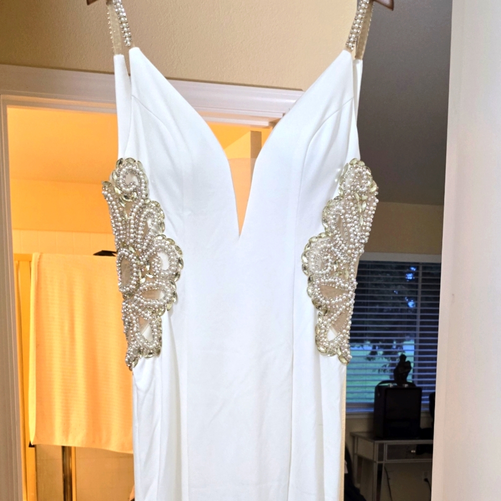 Fashionnva Wedding dress